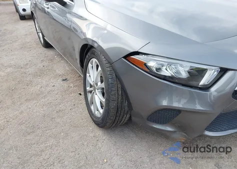 2019 Mercedes-Benz A 220 4Matic из США, поврежденный, VIN WDD3G4FB9KW030600